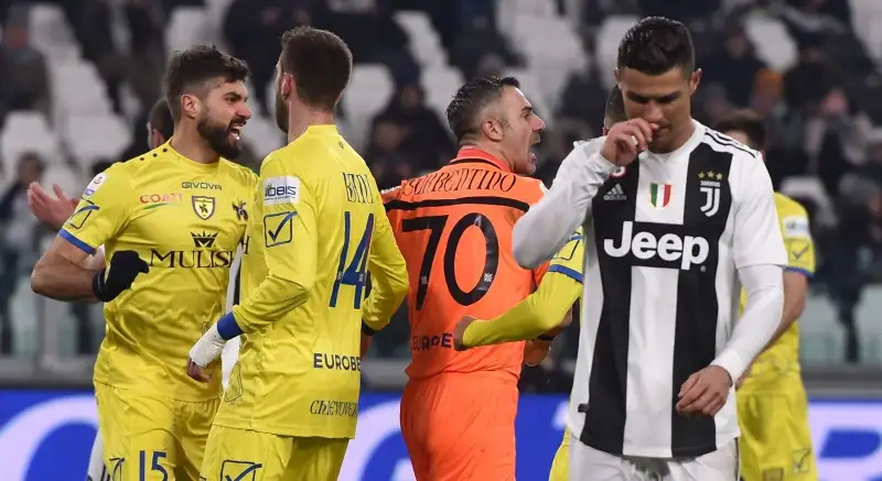 10- Chi è stato il primo portiere in serie A a parargli un rigore?
Sorrentino il 21 gennaio 2019