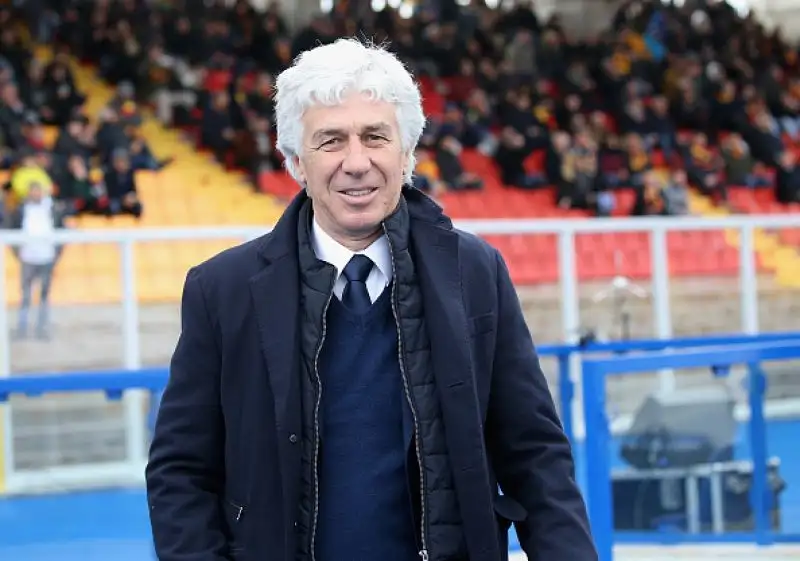 Per i bergamaschi in gol tre volte Zapata, Ilicic, Muriel, Malinovsky e autorete del leccese Donati. Per i padroni di casa in rete Saponara e lo stesso Donati.
