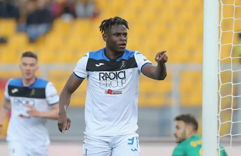 Per i bergamaschi in gol tre volte Zapata, Ilicic, Muriel, Malinovsky e autorete del leccese Donati. Per i padroni di casa in rete Saponara e lo stesso Donati.