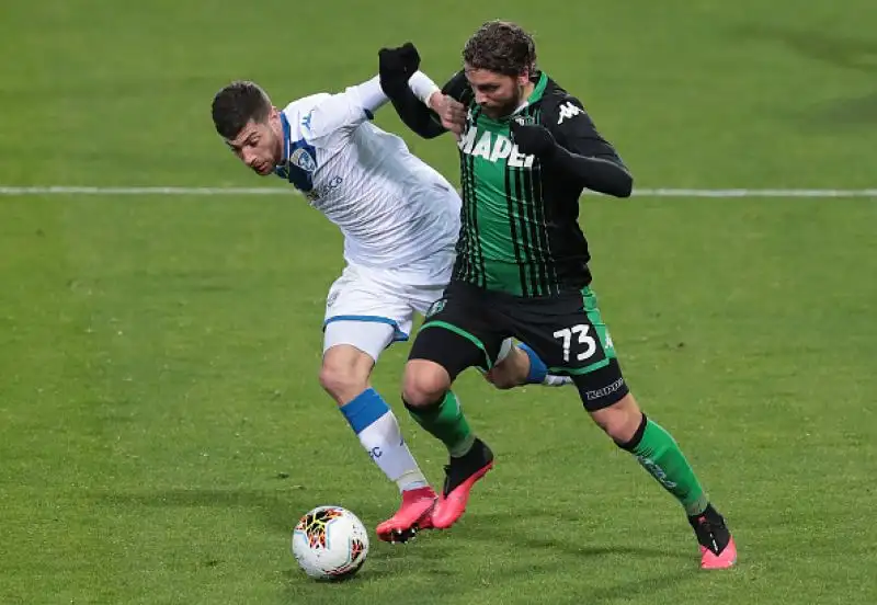 Il Sassuolo ha battuto per 3-0 il Brescia nell'ultimo recupero della 26esima giornata di serie A, giocata in un Mapei Stadium a porte chiuse per l'emergenza Coronavirus
