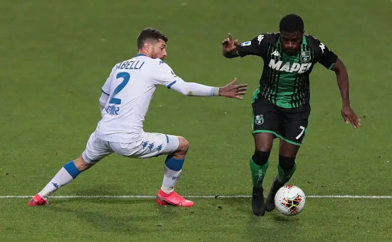 Il Sassuolo ha battuto per 3-0 il Brescia nell'ultimo recupero della 26esima giornata di serie A, giocata in un Mapei Stadium a porte chiuse per l'emergenza Coronavirus
