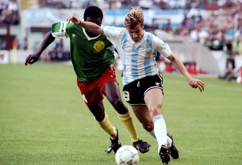 Scomparso nel 2017 a 55 anni, Massing fu autore del fallo considerato il più brutto della storia dei Mondiali, quello su Claudio Paul Caniggia all’88’ della partita inaugurale di Italia ’90 contro l’Argentina