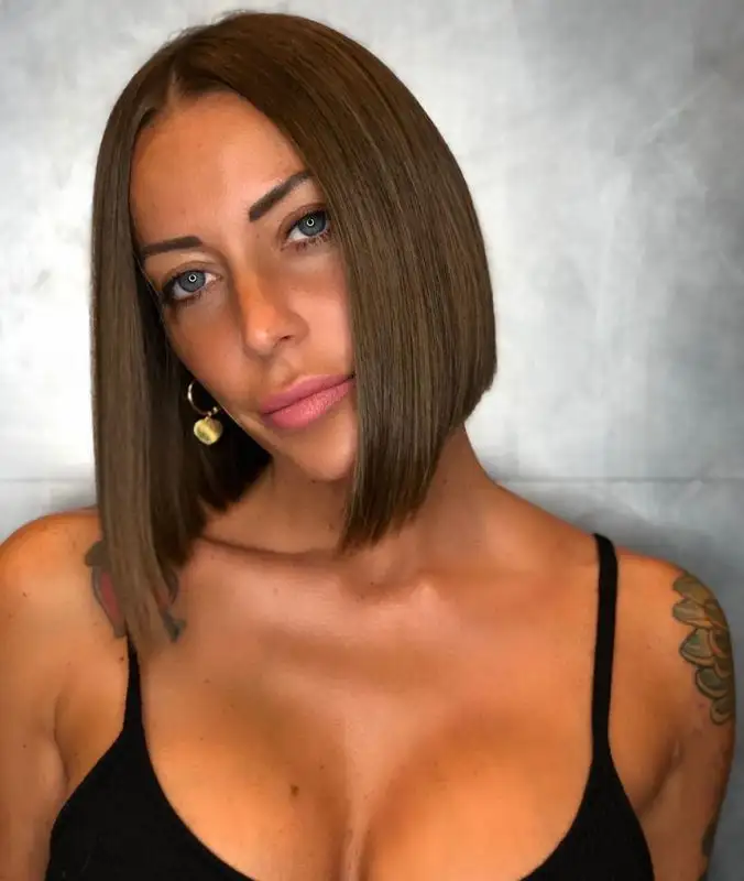Karina Cascella è incontenibile sul suo profilo Instagram da oltre un milione di followers.