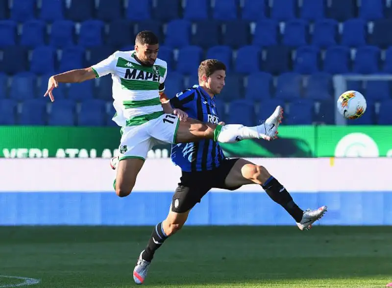 L'Atalanta riprende il campionato con una goleada: la squadra di Gasperini abbatte il Sassuolo per 4-1 nella partita al Gewiss Stadium, recupero della venticinquesima giornata di Serie A.