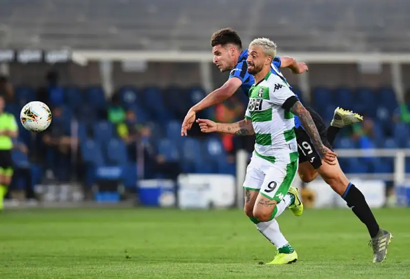 L'Atalanta riprende il campionato con una goleada: la squadra di Gasperini abbatte il Sassuolo per 4-1 nella partita al Gewiss Stadium, recupero della venticinquesima giornata di Serie A.