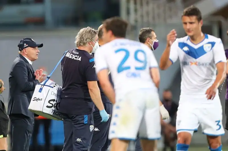 Ospiti in vantaggio con un rigore di Donnarumma, pareggio della squadra di Iachini con capitan Pezzella che risolve una mischia. Espulso Caceres a venti dal termine.
