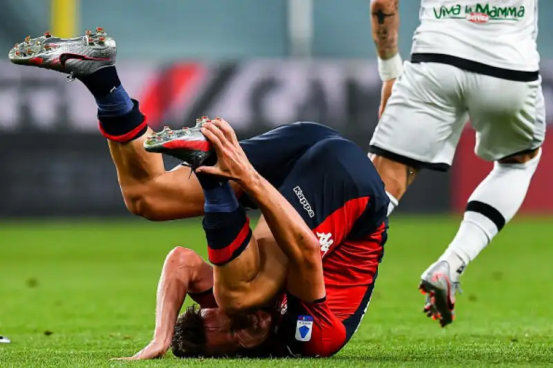 Il Parma ha travolto per 4-1 il Genoa al Tardini in una partita valida per la 27esima giornata di Serie A