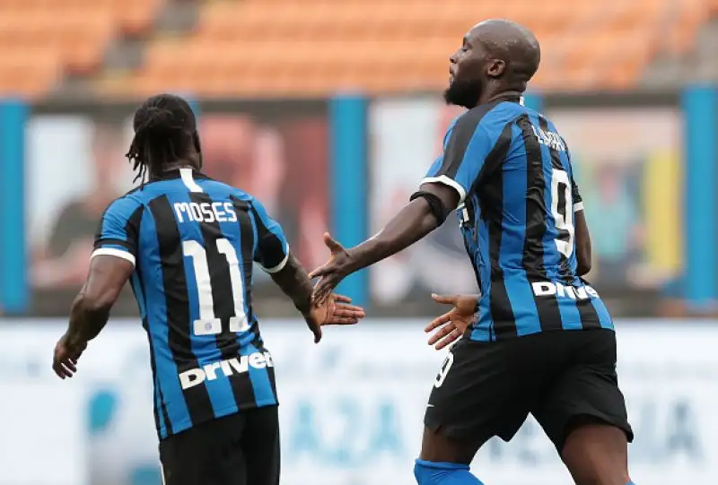Per i nerazzurri sono andati in gol Lukaku su rigore, Biraghi e Borja Valero. Caputo, Berardi su rigore e Magnani a segno per gli ospiti.