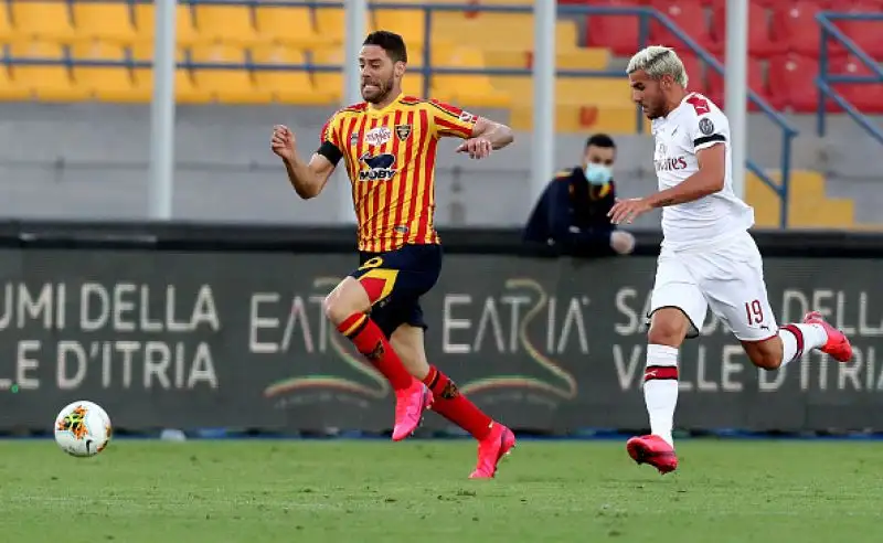 Per i lombardi in gol Castillejo, Bonaventura, Rebic e Leao, di Mancosu il gol dei padroni di casa.