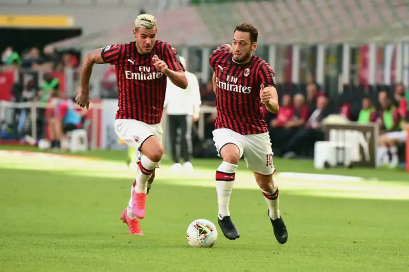 I rossoneri superano i giallorossi per 2-0.