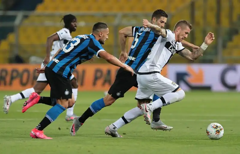 I nerazzurri ribaltano il risultato negli ultimi minuti.