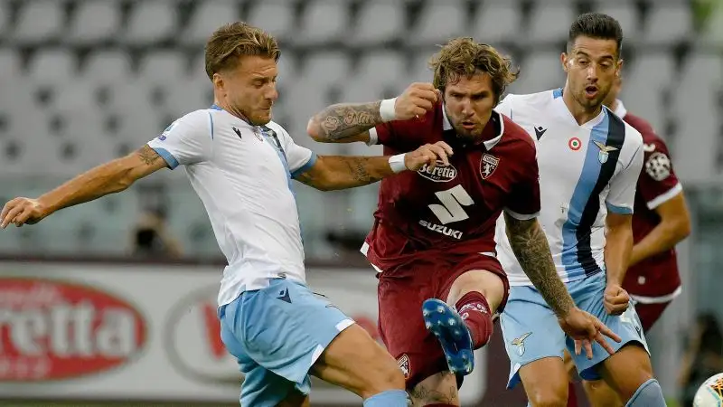 Una Lazio che si conferma specialista in rimonte va a vincere sul campo del Torino: 2-1 per la squadra di Simone Inzaghi.