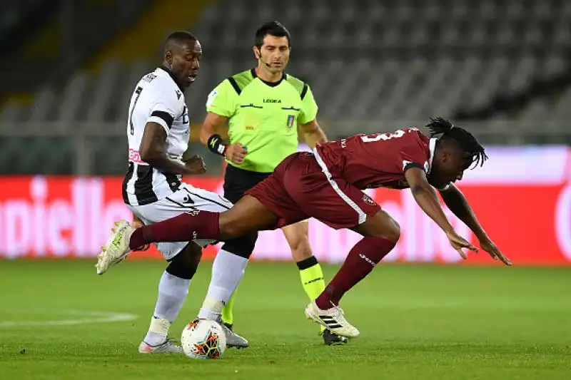 Il Torino ha battuto di misura l'Udinese in una partita valida per la 27esima giornata di Serie A: a segnare l'unica rete della sfida è Belotti, che porta i suoi al 14esimo posto.