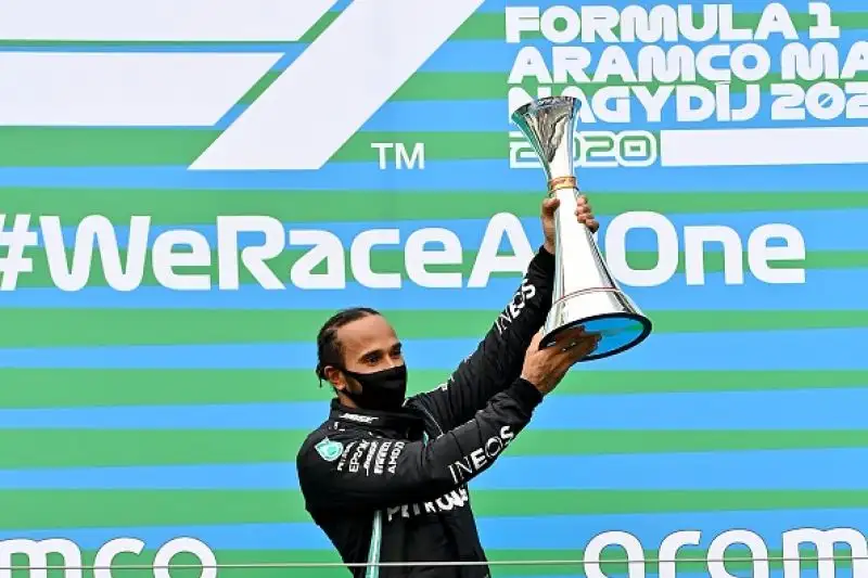 Il campione del mondo primo in classifica generale, doppiati Vettel e Leclerc.