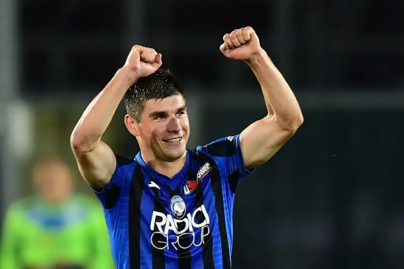 Dopo il botta e risposta nei primi minuti Pasalic-Torregrossa la squadra di Gasperini dilaga con le reti di De Roon, Zapata, Malinovsky e ancora due volte con Pasalic. Nel finale la rete ospite di Spalek.