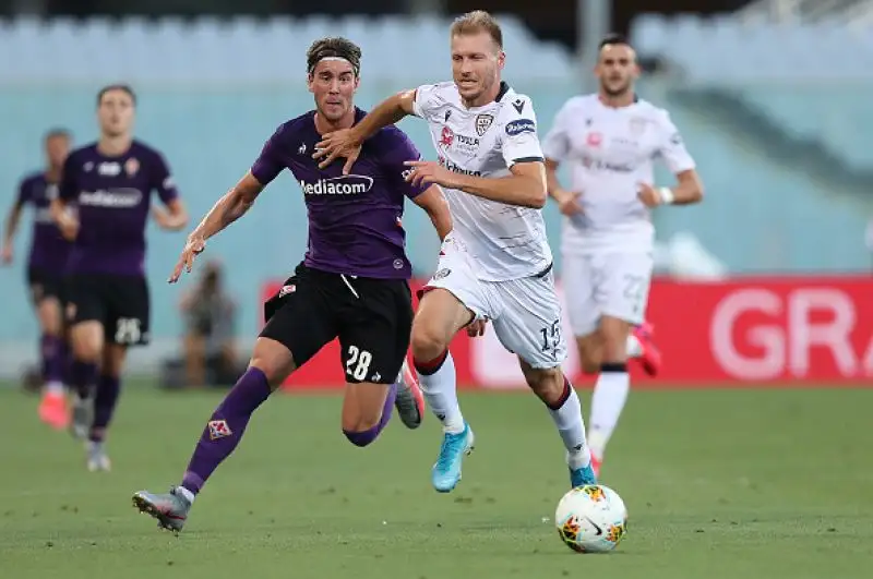 Nandez e Simeone per il sardi, Ribery e Duncan per i padroni di casa i più pericolosi. Nella Fiorentina esordio di Kouamé.