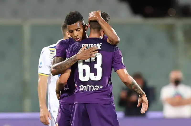 L'Hellas è passata in vantaggio al 18' con Faraoni, pareggio fiorentino con Cutrone nei minuti di recupero.