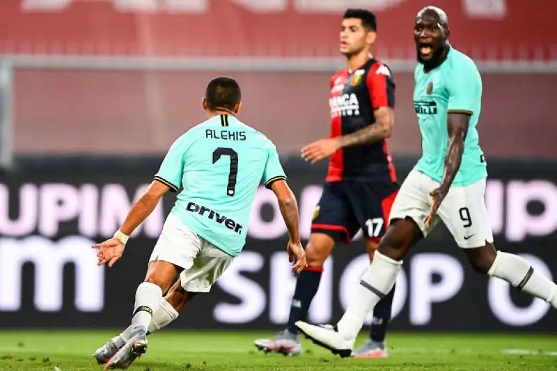 Per i nerazzurri in gol due volte Romelu Lukaku e Alexis Sanchez.
