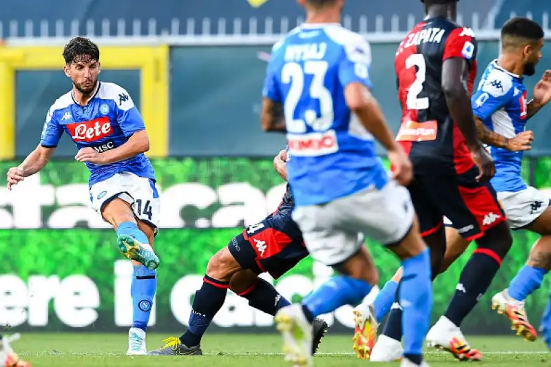 Mertens e Lozano in gol per gli ospiti, di Goldaniga il gol della squadra di Nicola.