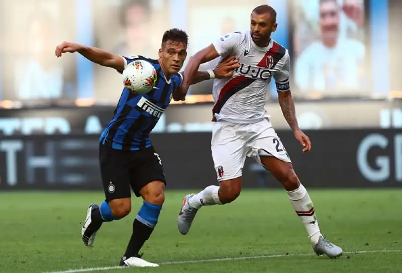 Il Bologna ha superato per 2-1 in rimonta l'Inter in una partita valida per la trentesima giornata disputata a San Siro.