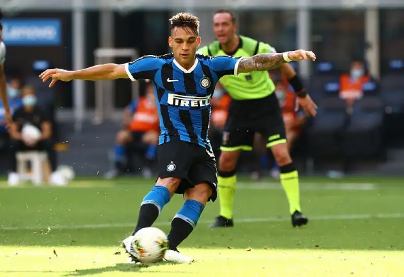 Il Bologna ha superato per 2-1 in rimonta l'Inter in una partita valida per la trentesima giornata disputata a San Siro.