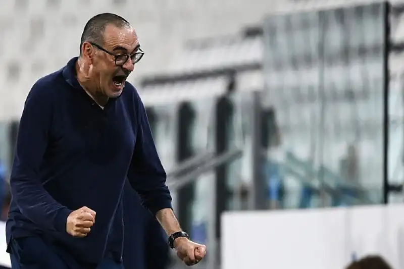 La Juventus ha messo le mani sul nono scudetto consecutivo, il primo con Maurizio Sarri in panchina. Battuta 2-1 la Lazio all’Allianz Stadium: bianconeri a + 8 sull’Inter (e scontri diretti a favore) a quattro giornate dalla conclusione del campionato di serie A.
