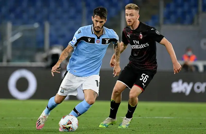 Per i rossoneri in gol Calhanoglu, Ibrahimovic su rigore e Ante Rebic.