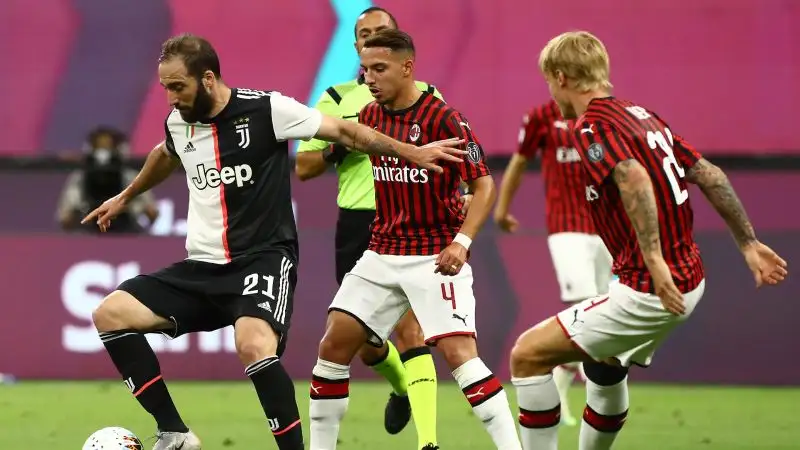 Succede tutto nel secondo tempo della sfida del Meazza: finisce 4-2.