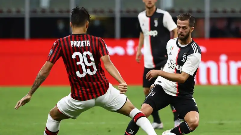 Succede tutto nel secondo tempo della sfida del Meazza: finisce 4-2.