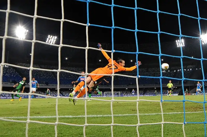 Hysaj in apertura e Allan nei minuti di recupero sono andati in gol per i padroni di casa.