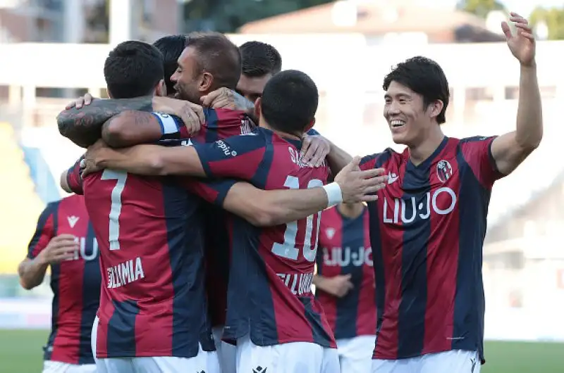 Per il Bologna sono andati in gol Danilo e Soriano. Per i padroni di casa Kurtic al 93' e Inglese al 95'.