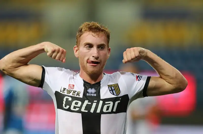 Di Caprari, nel primo tempo, Insigne e Kulusevski le trasformazioni.