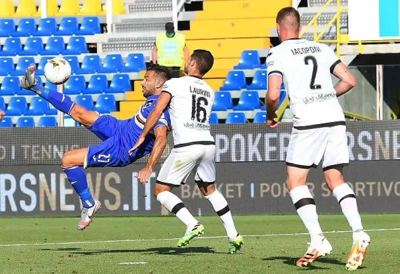 La Sampdoria ha superato per 3-2 il Parma al Tardini in una delle partite della 34esima giornata di campionato.