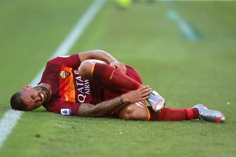 La Roma batte in casa la Fiorentina grazie a due rigori di Veretout.