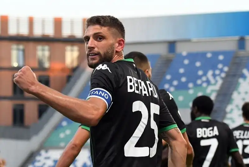 Per la squadra di De Zerbi sono andati a rete Caputo, Berardi su rigore, Muldur e Boga, per i pugliesi reti di Lucioni e Mancosu.