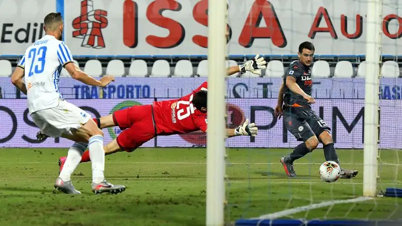 L'Udinese ha superato per 3-0 la Spal nel primo posticipo della trentunesima giornata del campionato di Serie A. 
