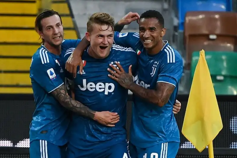 Cristiano Ronaldo e compagni sono andati in vantaggio con De Ligt ma sono prima stati raggiunti da una rete di Nestorovski e poi superati dal gol di Fofana nei minuti finali.
