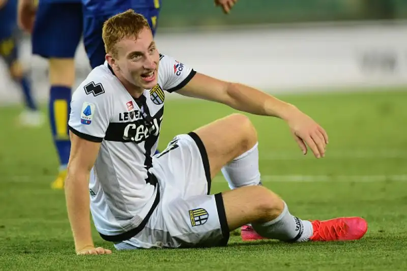 Kulusevski non basta ai ducali per andare al riposo in vantaggio, Di Carmine pareggia su calcio di rigore. Nella ripresa Zaccagni realizza il 2-1. Tocca a Gagliolo siglare il 2-2 e a Pessina siglare il gol vittoria.