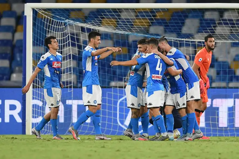 Oltre al centravanti della Lazio sono andati in gol Fabian Ruiz, Insigne su rigore e Politano.