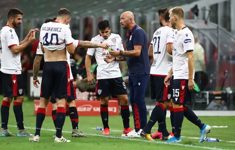 Per il Milan un autorete di Klavan e le reti di Ibrahimovic e Castilejo. Lo svedese ha anche fallito un calcio di rigore.