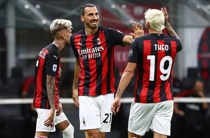 Per il Milan un autorete di Klavan e le reti di Ibrahimovic e Castilejo. Lo svedese ha anche fallito un calcio di rigore.