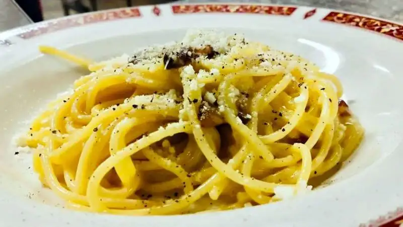 Le foto del rinomato ristorante romano, punto di riferimento per tantissimi.