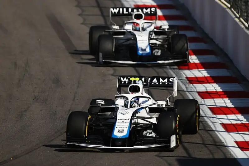 Sul podio con il finlandese la Red Bull di Max Verstappen e il compagno di scuderia Hamilton.