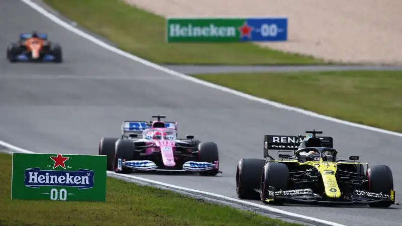e Daniel Ricciardo su Renault. 