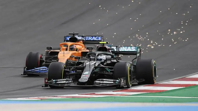 Al secondo posto, con un distacco di oltre 20 secondi, è arrivato Valtteri Bottas.