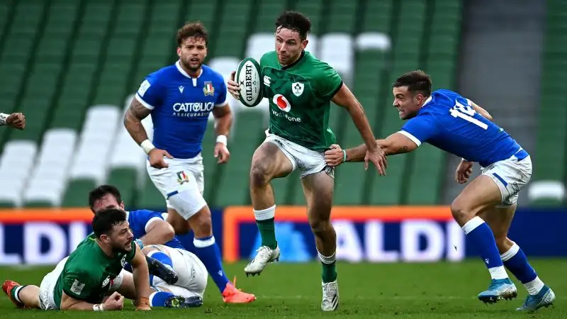 Sette, al fischio finale, le mete concesse, quattro delle quali in un faticoso quarto finale di gara dove l’Irlanda completa un lungo lavoro di logorio ai fianchi per allungare nel punteggio e conquistare un bonus che la tiene in corsa per la vittoria finale del Champioship.