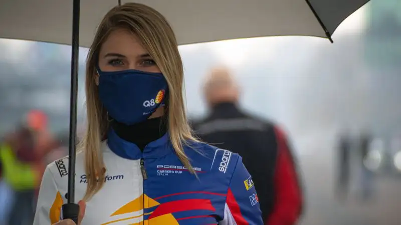 Sportiva e stella di Instagram, una delle sue passioni principali è il mondo delle corse. (foto Cristian Lovati)