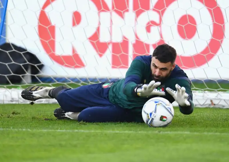 Tra i quattro portieri convocati c'è anche Salvatore Sirigu del Torino.