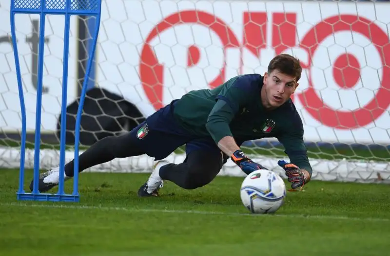 Tra i quattro portieri convocati c'è anche Alessio Cragno del Cagliari.