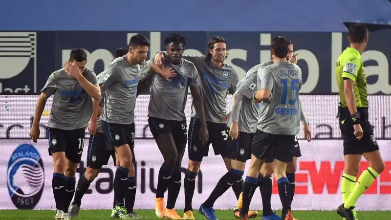 La Roma crolla: il 3-1 arriva al 72', Muriel ruba palla a Veretout e insacca il tris con gran facilità.